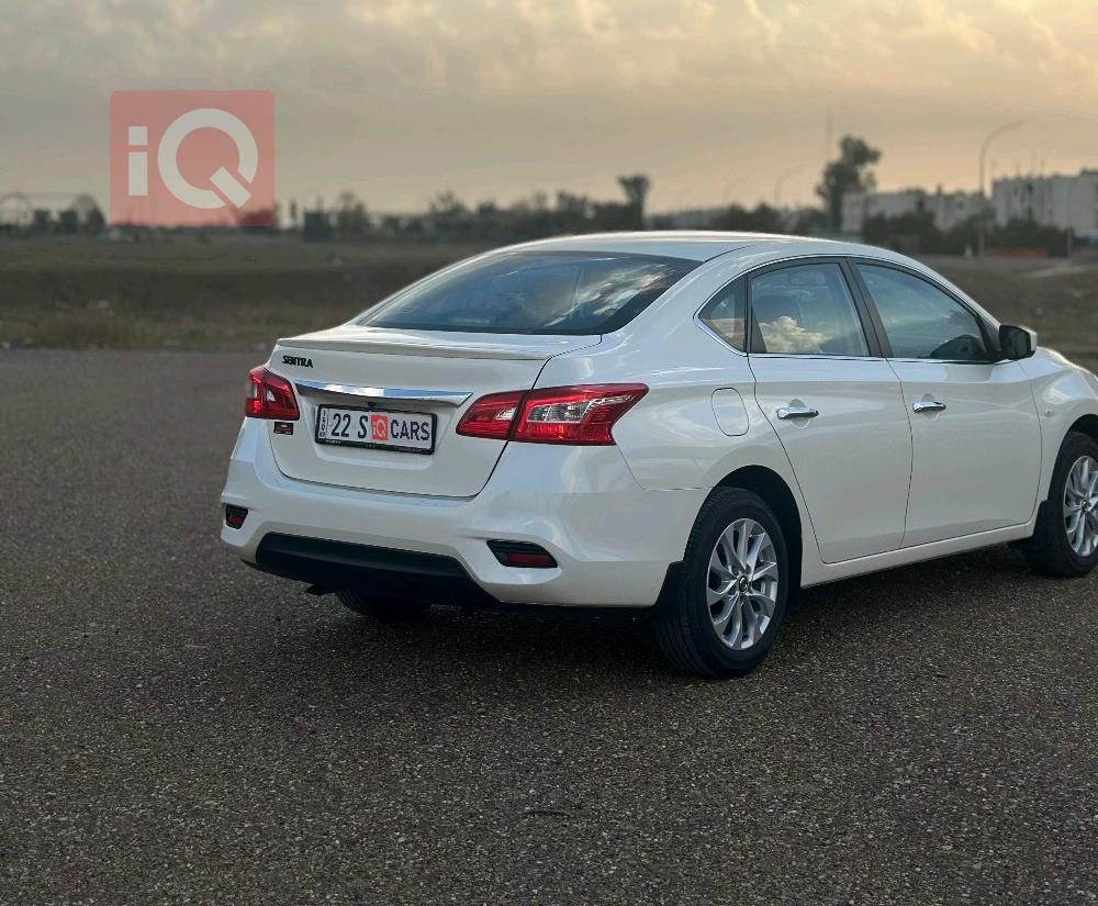 نيسان سنترا